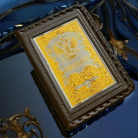 Ручная работа: Кожаная обложка на паспорт №1