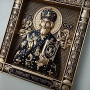 Подарочная резная Икона из дерева. Святой Николай Чудотворец — фотография 3