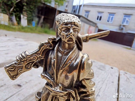 Бронзовая статуэтка «Запорожский казак»