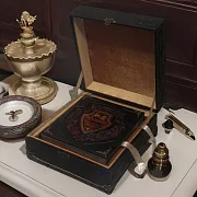 Геральдика: история и символика гербов — историческое издание — оригинальный подарок — фотография 1