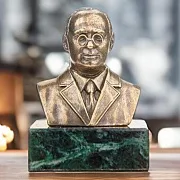 Бюст «Берия Л.П.» из бронзы — необычный подарок — фотография 1